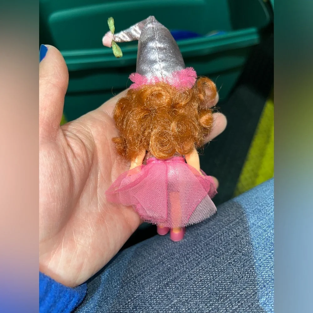 MINI BARBIE DOLL - Picture 2 of 3